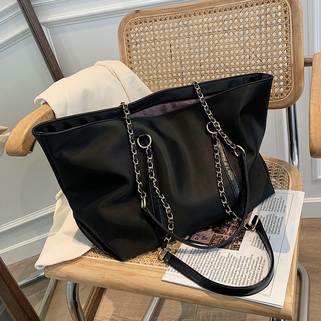 オータムウィンターショルダーバッグレッド 秋物 冬物 トートバッグ 手作りハンドバック25135711782