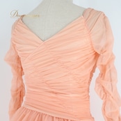 社交ダンス 衣装 チャコット Chacott 日本製 トップス ブラウス スカート ツーピース セットアップ ピンク系 サーモンピンク 無地 フリル レース 上品 パーティ 発表会パーティー衣装 ダンスウェア フリルスカート セットアップ レディース Mサイズ 明るい 発表会衣装 かわいい