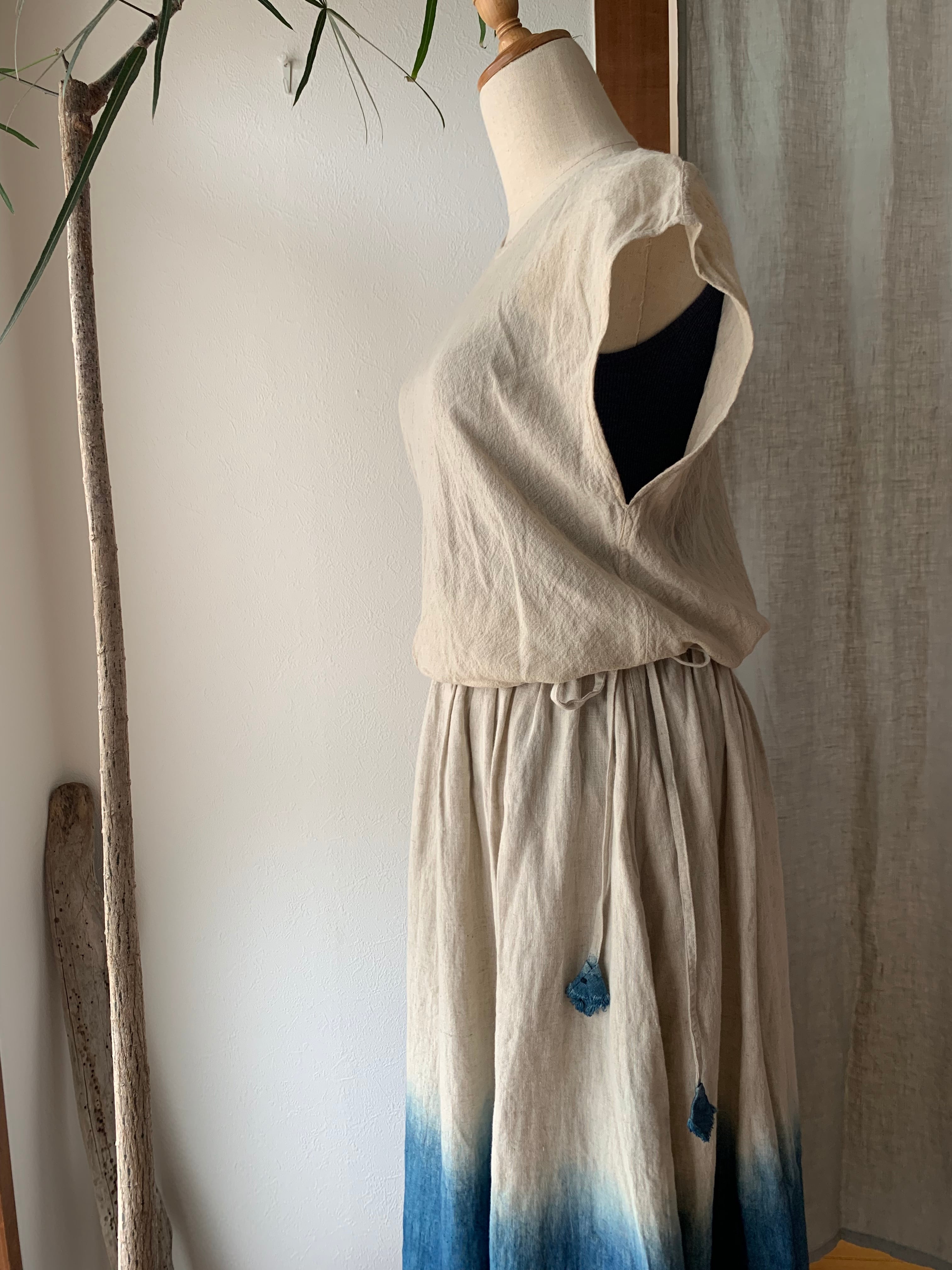 Calm 本藍染バックカシュクールドレス | nuu