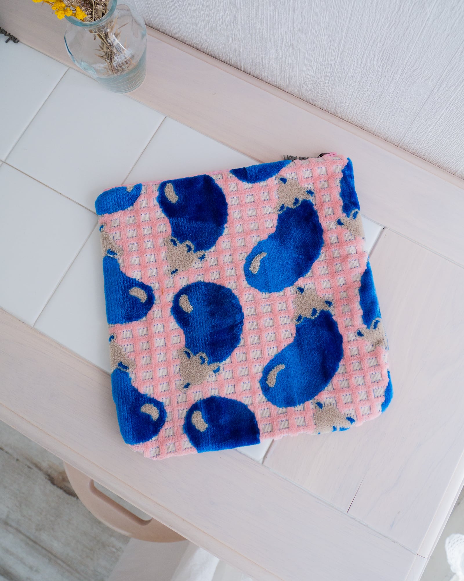 茄子のジャカードポーチ