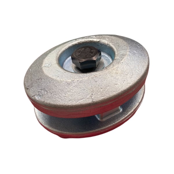 Ironman３（アイアンマン３）４個 敷鉄板用連結金具 敷鉄板のズレ防止金物（AR-4074）AR4074 複数枚の敷鉄板・樹脂板を固定・堅結する金具。開き・ズレ・バタツキ防止　簡単取付　敷板同士の天板面が整い段差を解消　建設現場用敷鉄板連結金具　ダブルプレート（アラオ)　鍛造成型により、製品強度がUPしました！