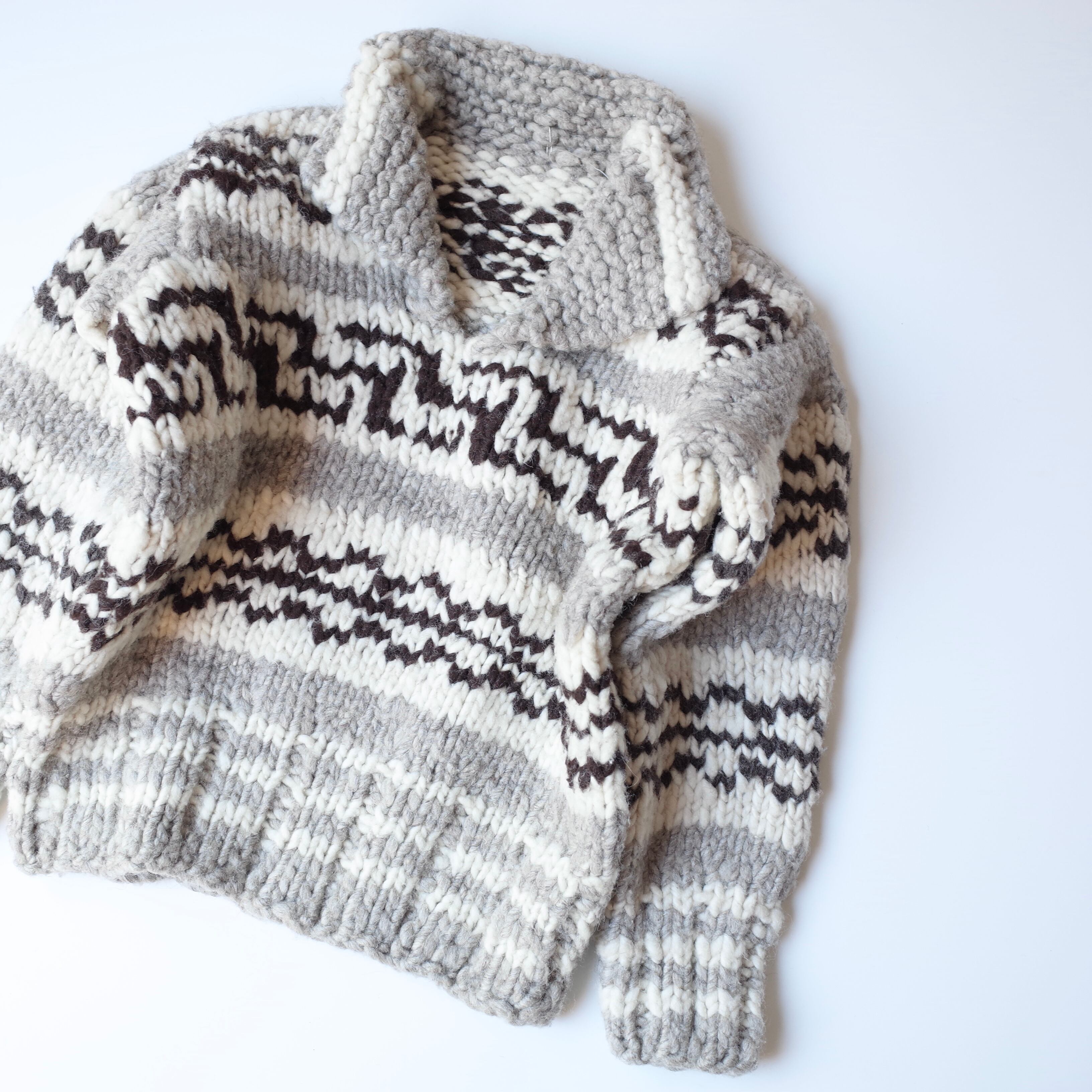 Pullover cowichan sweater