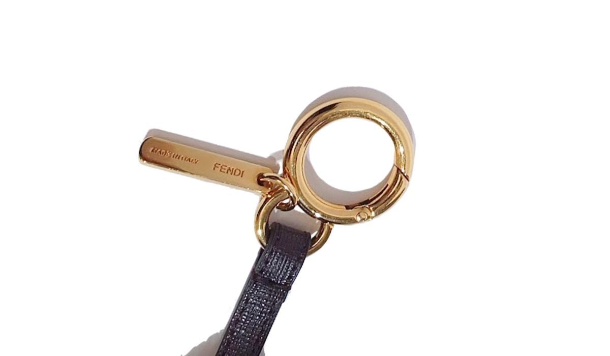 FENDI フェンディ ポンポン チャーム バッグチャーム キーホルダー