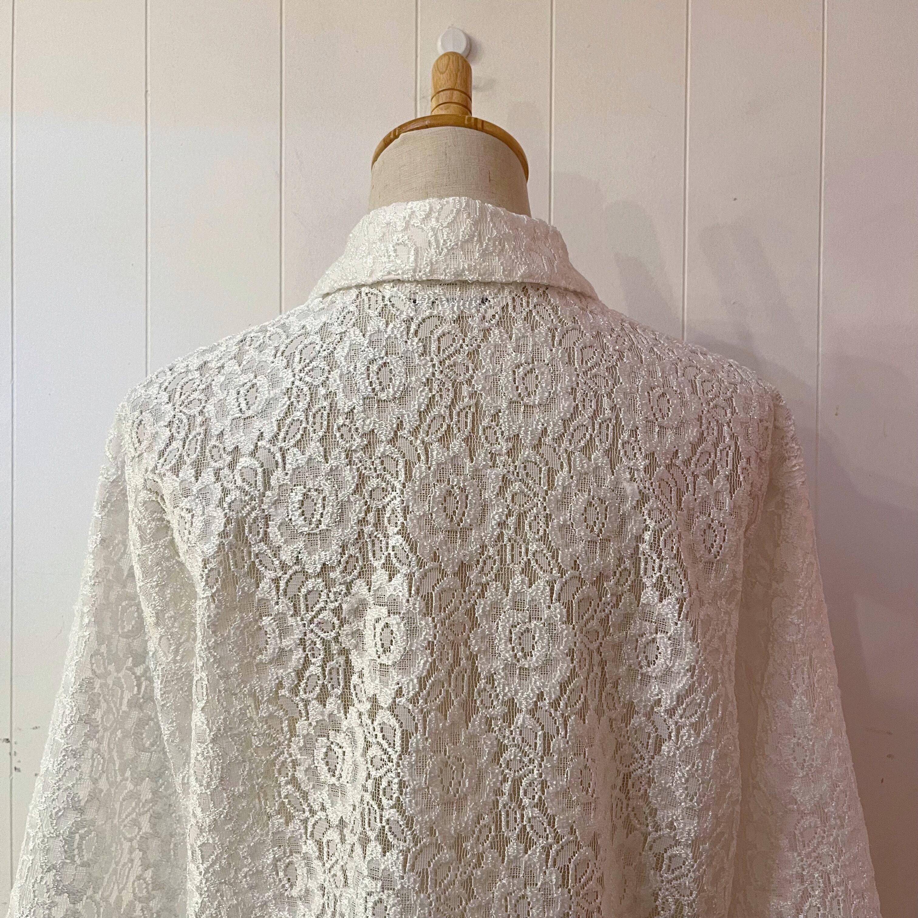 white flower lace blouse
