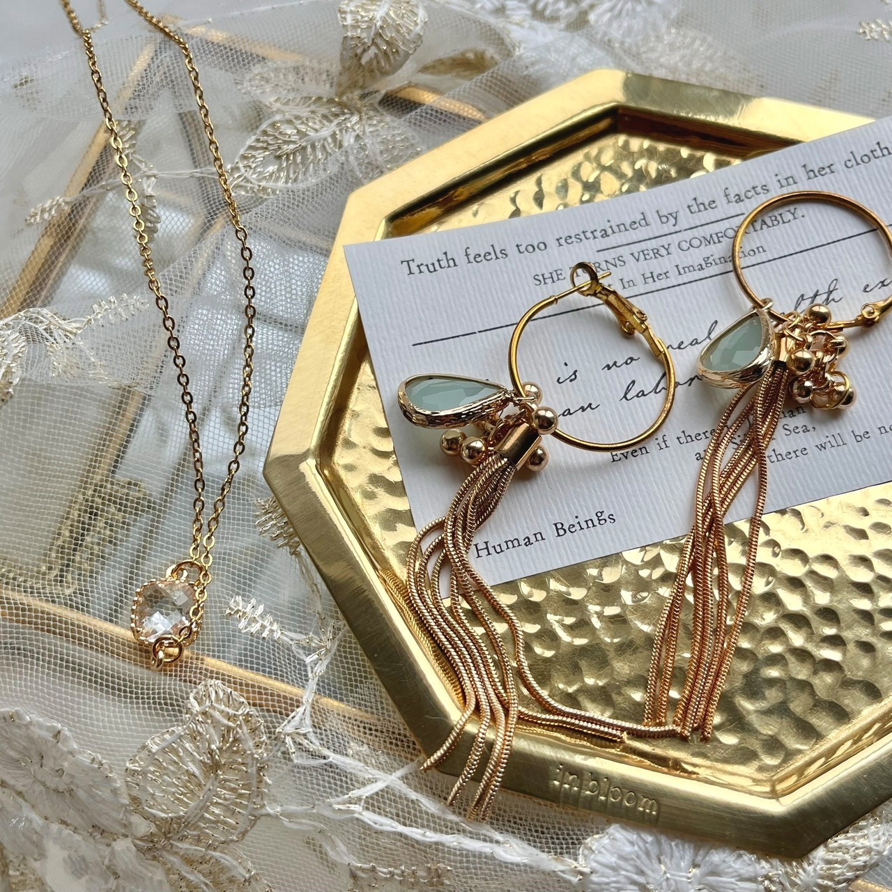 【1個】24時間限定販売♪約50×60cmチュールフラワーレース布