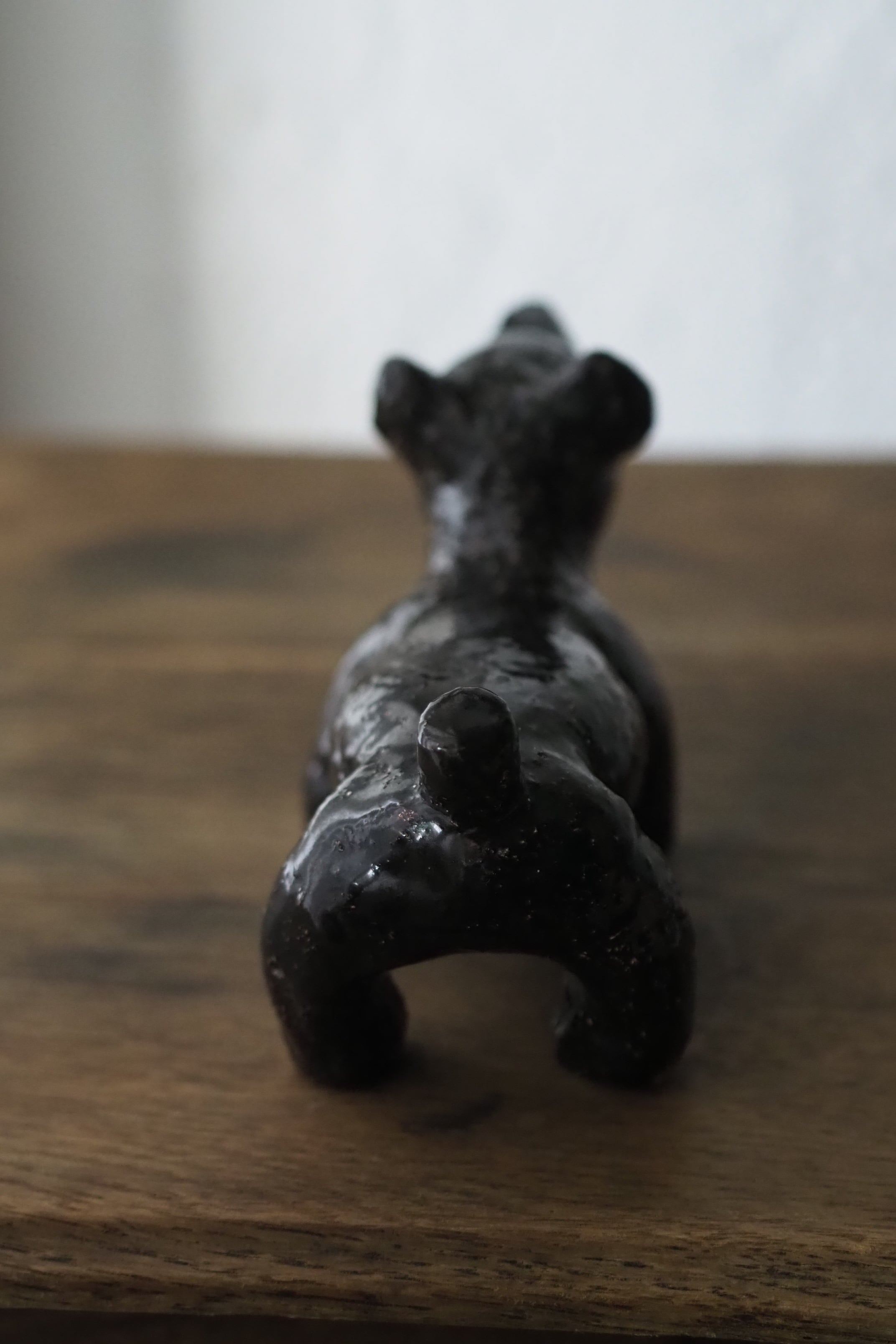 見上げる架空の動物-pottery animal objet | アンティーク