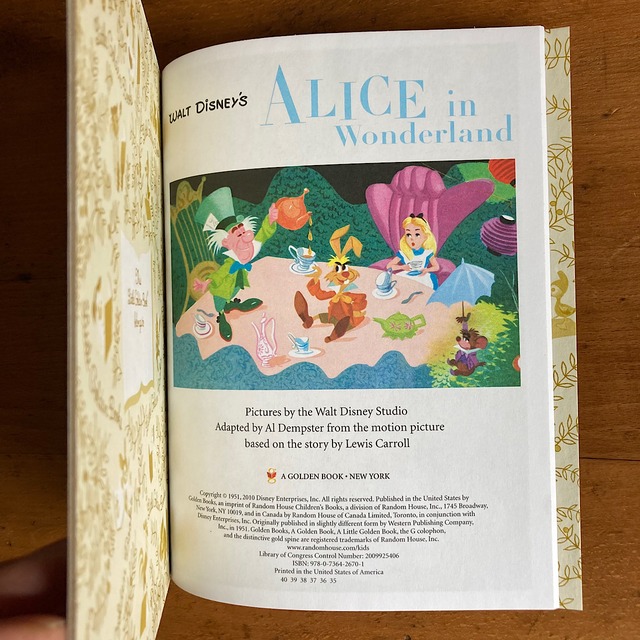 Alice in Wonderland (Disney Classics) (Library Binding)