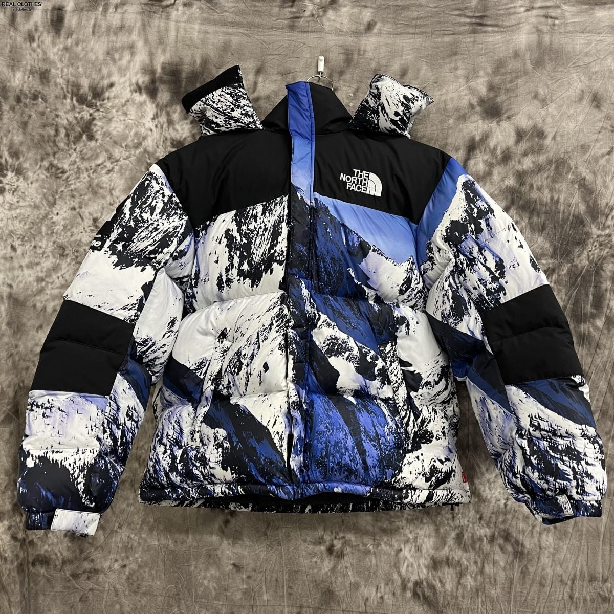 supreme North Face 雪山