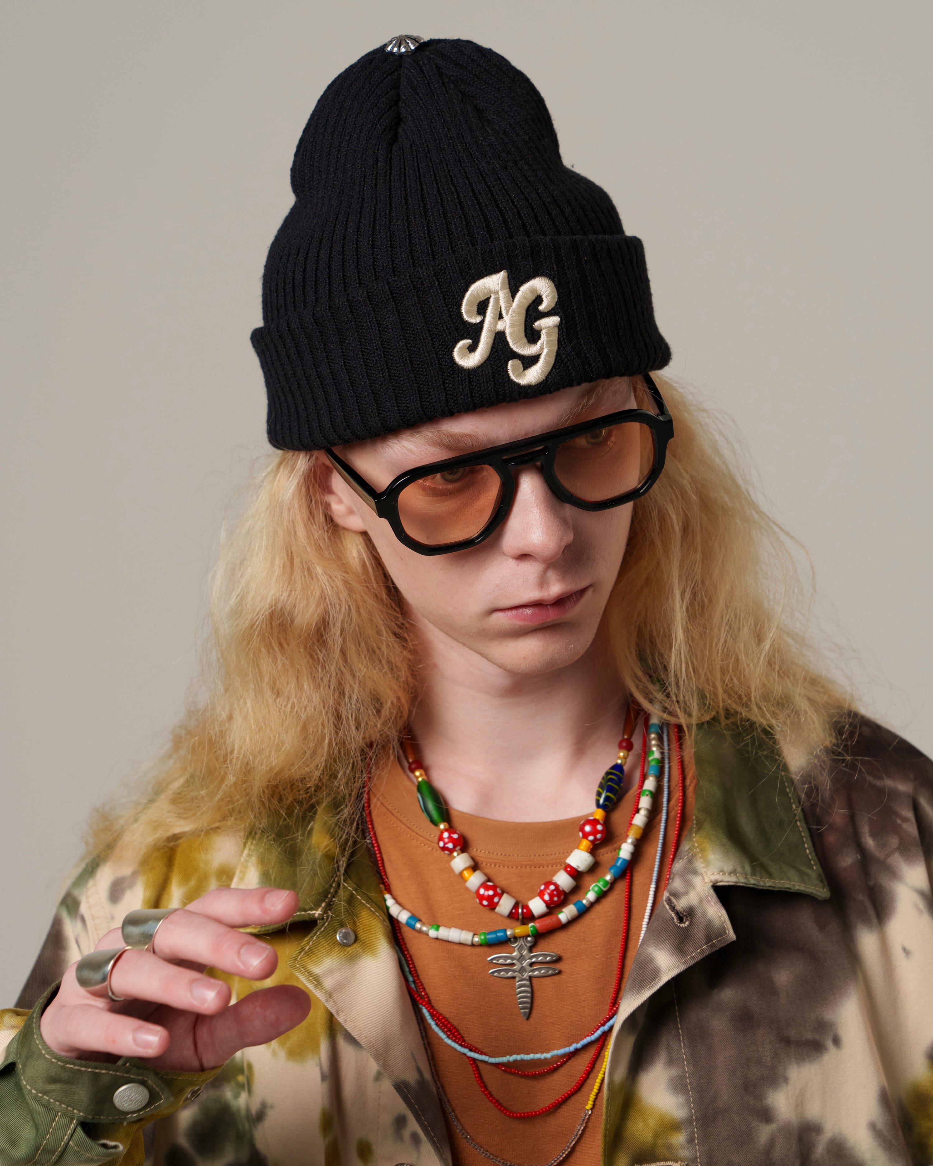 AMBERGLEAM | Concho Knit Cap / Black | AMBERGLEAM
