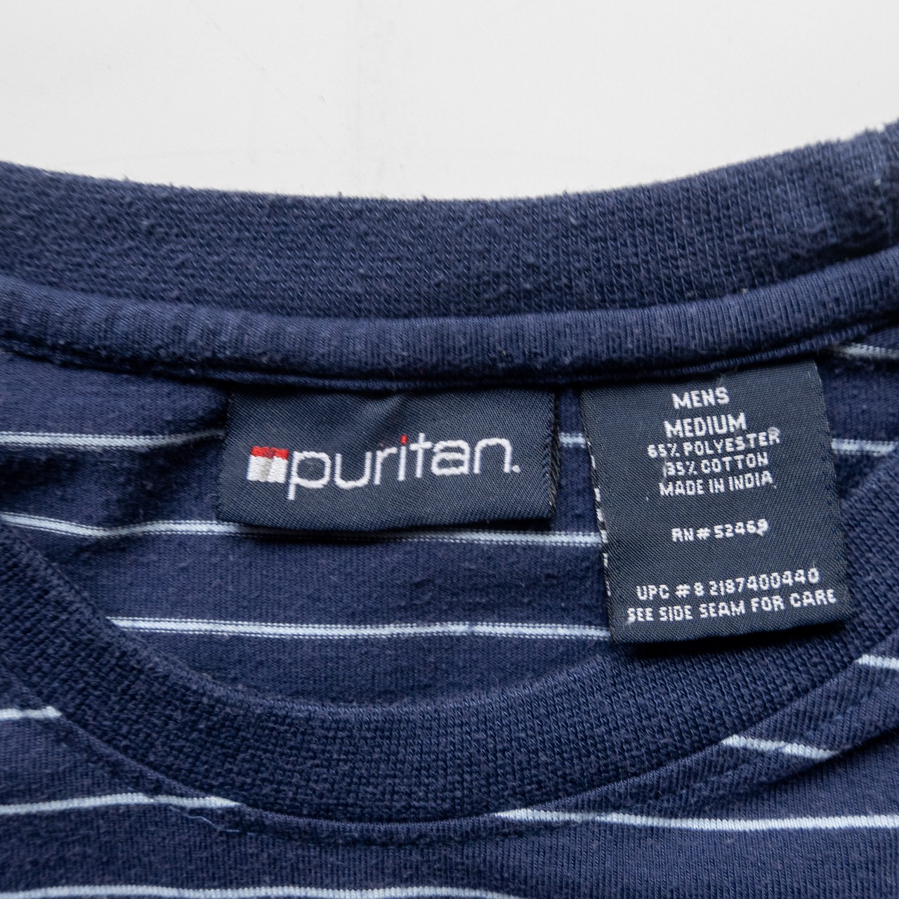 puritan multi border pocket T