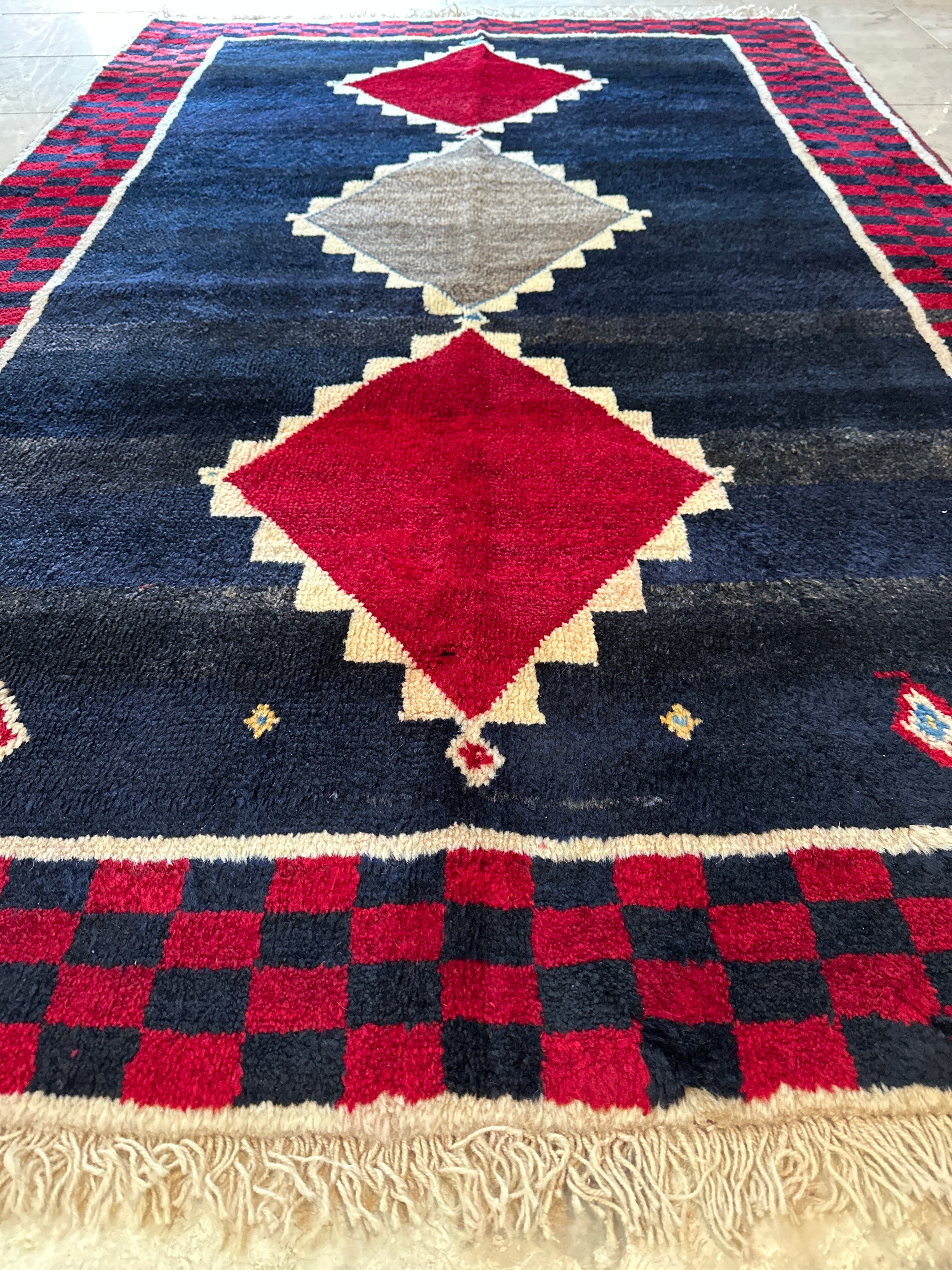 143x104cmペルシャ絨毯カシュガイ産のギャッベ手織り絨毯 143x104cmペルシャ絨毯カシュガイ産のギャッベ手織り絨毯 手織り