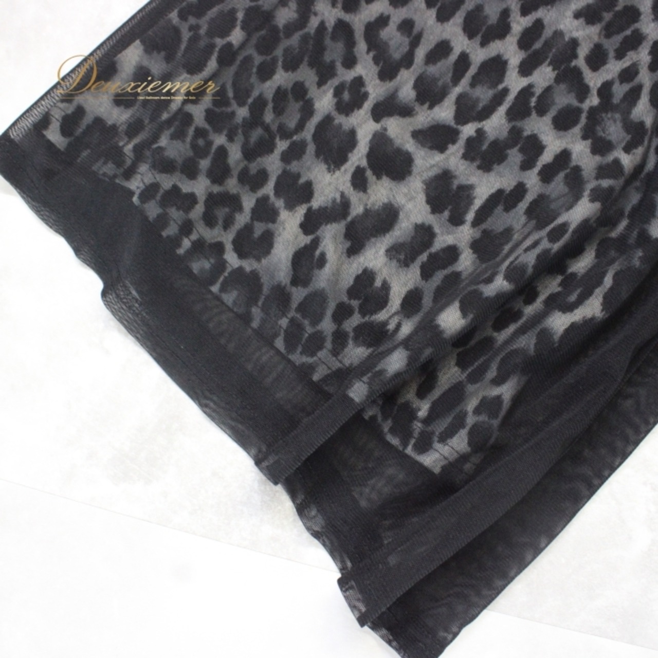 社交ダンス 衣装 スタンダード パンツ ボトムス ズボン レッスンウェア 女性用 レディース オールシーズン 黒 ブラック系 グレイ系 ヒョウ柄 レース シックデザイン 薄手 伸縮性 ポリエステル素材 おしゃれ カジュアル ダンス用 コーディネート 人気