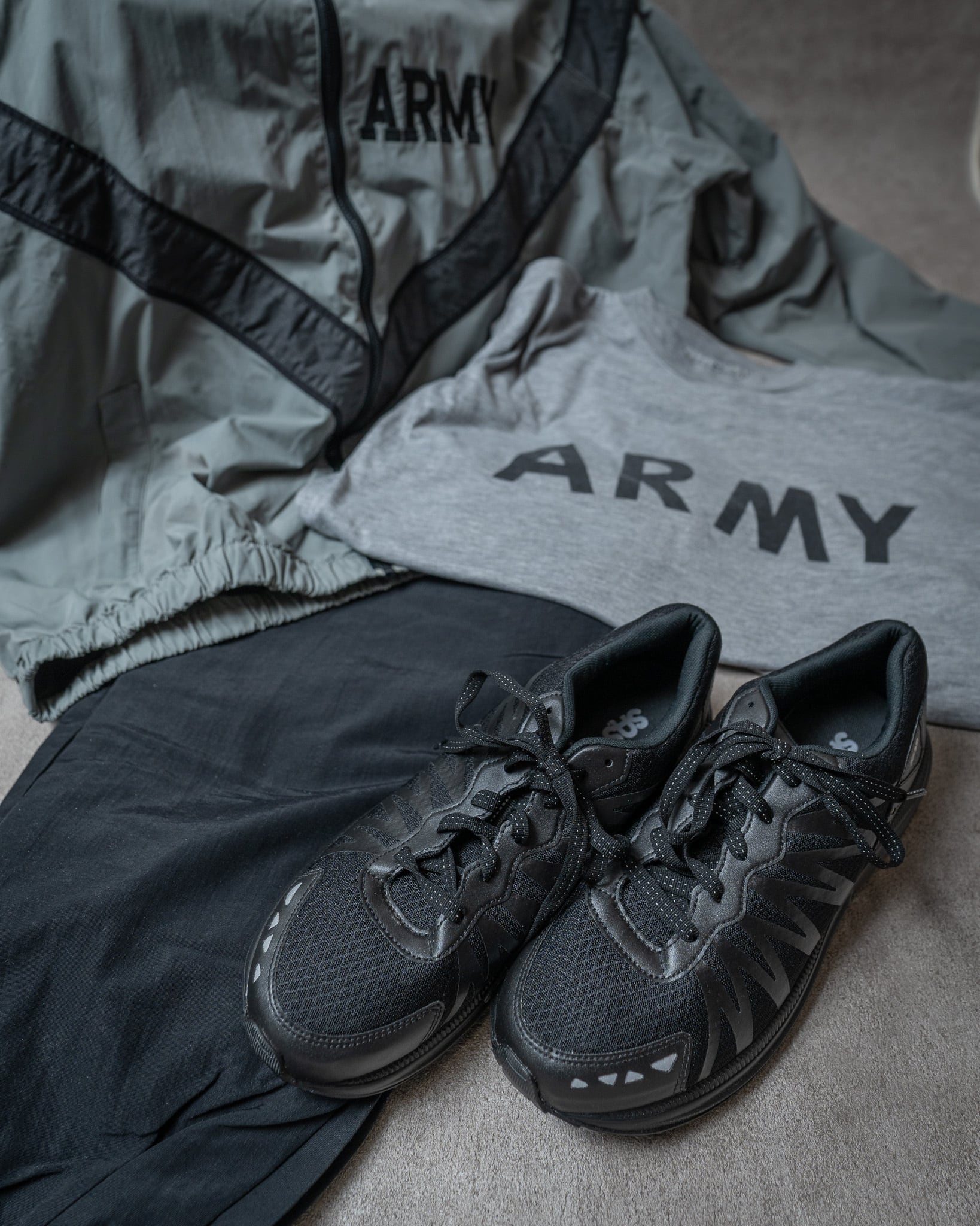 ■デッドストック未使用品【US ARMY】米陸軍トレーニングパンツ、黒、M、希少