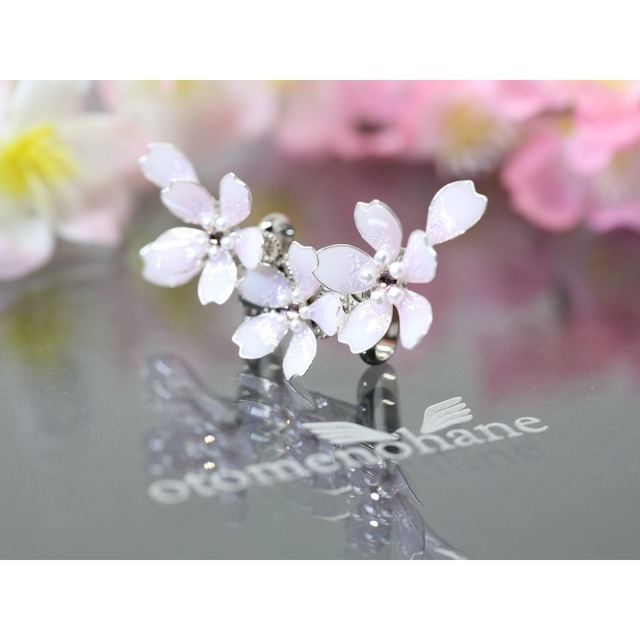 さくら舞う 帯留め