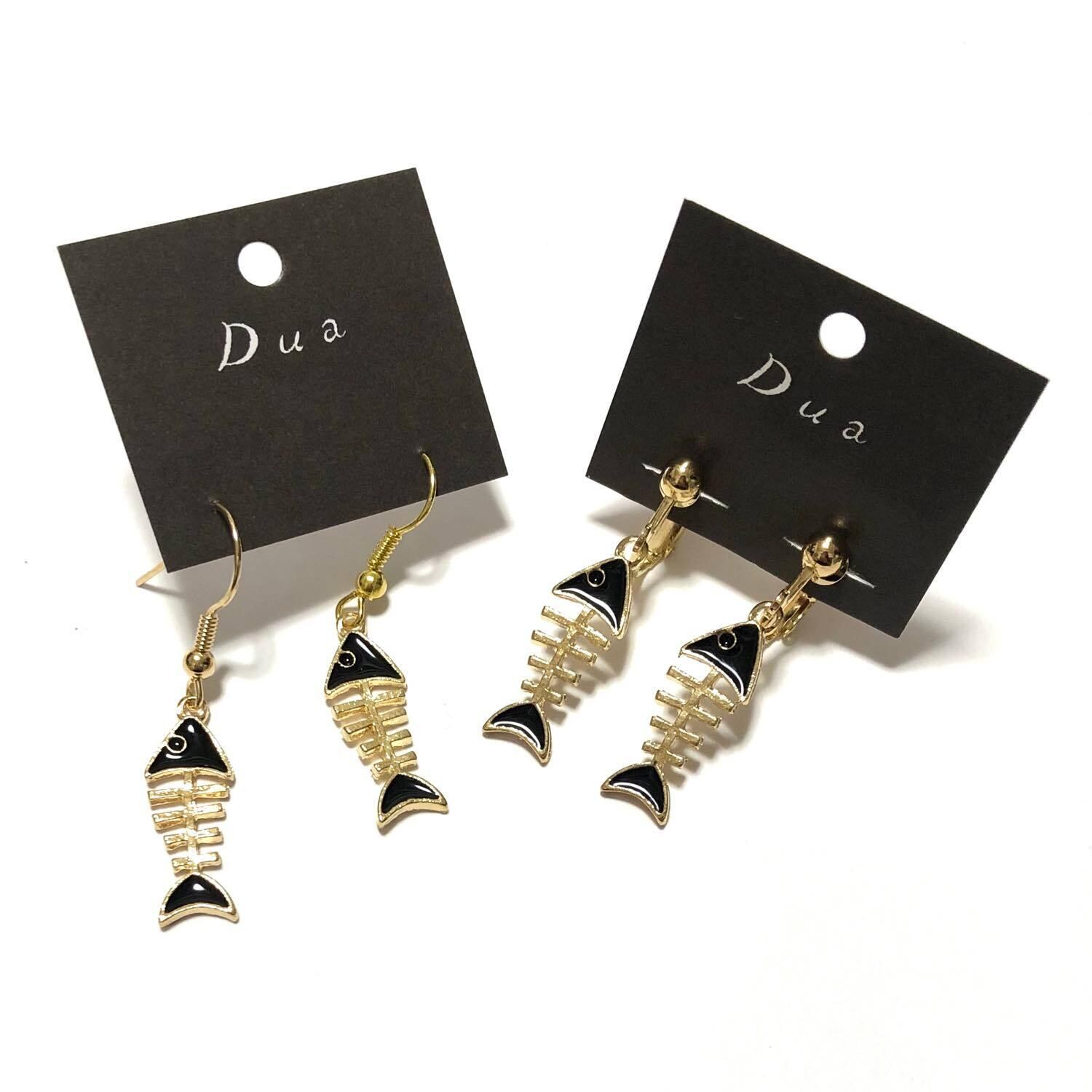 フィッシュボーンチャームの〈ピアス/イヤリング〉