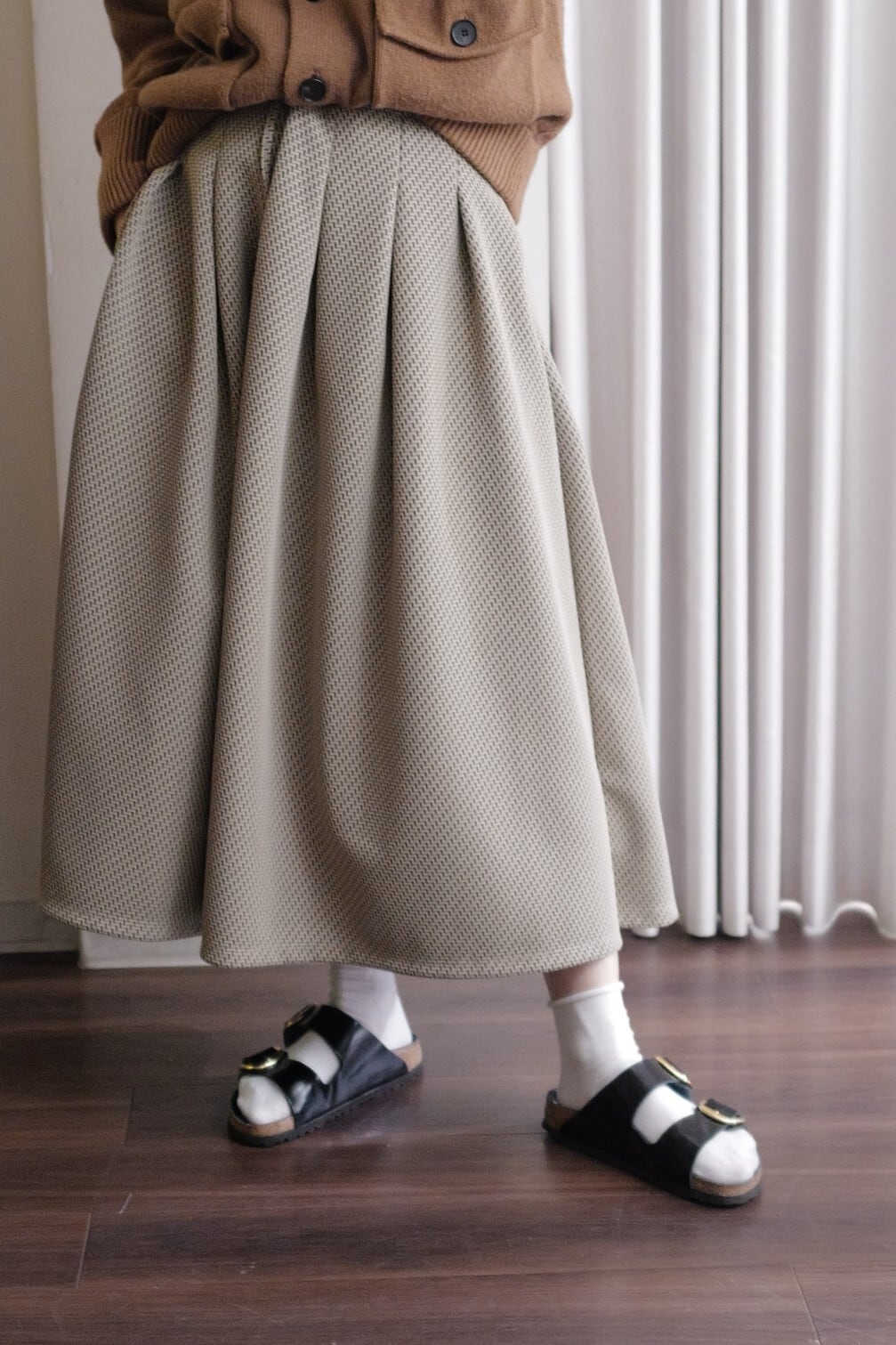 IKITSUKE jaguard flare skirt beige