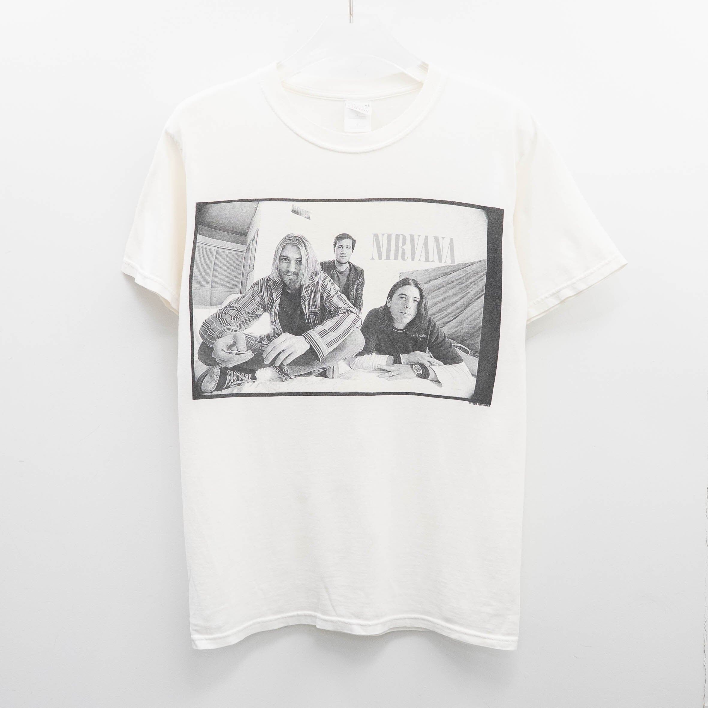 Nirvana " Portrait Monotone ” Gildan S 【A9-173】