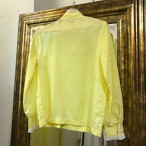 VINTAGE yellow classical blouse