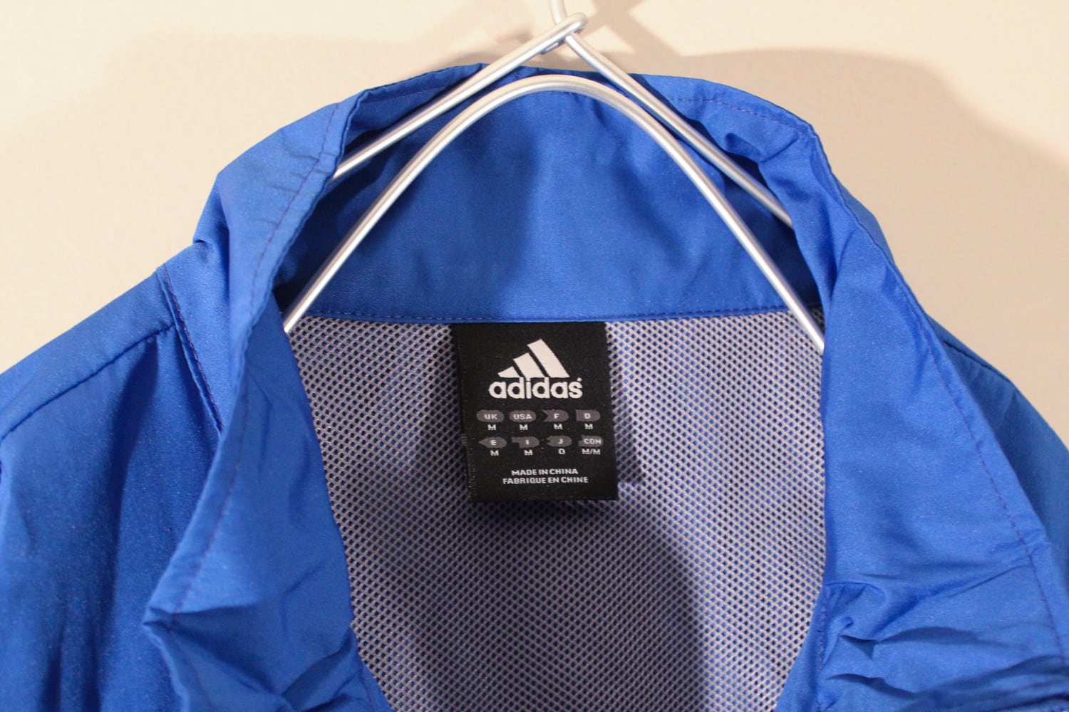 アディダス ☆ 非売品ジャケット 】 FIFA CLUB WORLD CUP JAPAN 2006 By TOYOTA adidas foot ball jacket - not available in stores, used mens / W杯 ワールドカップ 新品 未使用品 スタッフ コーチジャケット ウィンドブレーカー アディダス ☆ 非売品ジャケット 】 FIFA CLUB WORLD CUP JAPAN 2006 By TOYOTA adidas foot ball jacket - not available in stores, used mens / W杯 ワールドカップ 新品 未使用品 スタッフ コーチジャケット ウィンドブレーカー