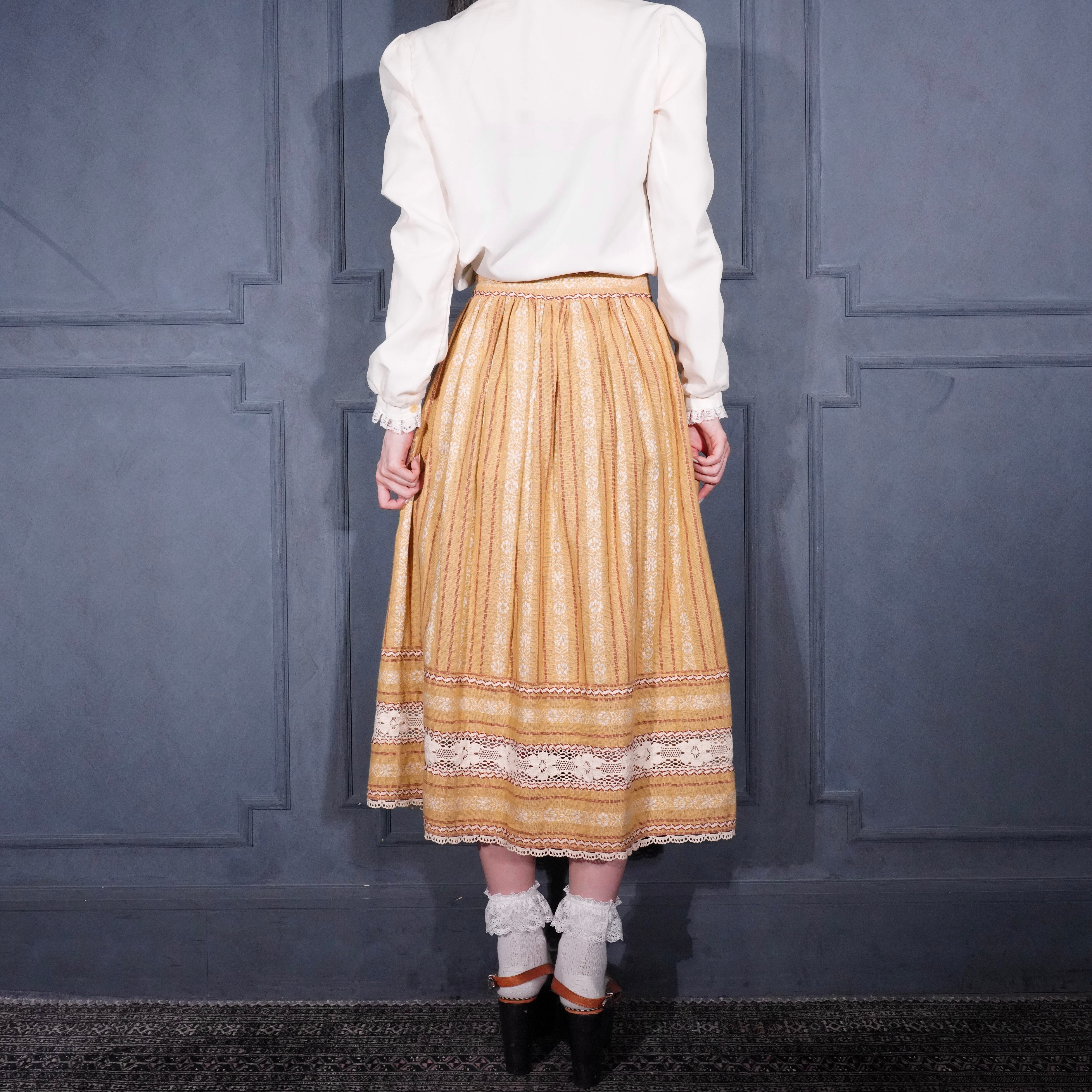70's EU VINTAGE LUCIE LINDEN FLOWER LACE DESIGN SKIRT/70年代