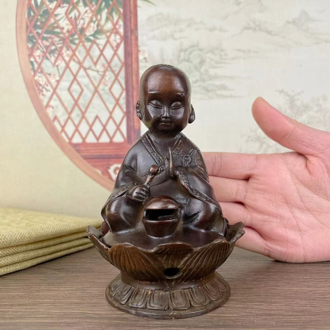 中国美術 緑玉石 刻 獅子 香炉 時代物(A375) 中国美術 緑玉石 刻 獅子 香炉