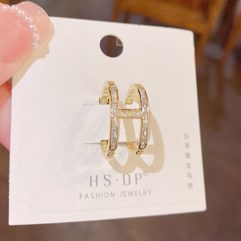 日本と韓国の気質ファッション シンプルなダイヤモンドがちりばめられたダブル文字 H オープン リング女性の絶妙な多目的デザイン インデックス リング 怡糯实力专营店 ビーズと天然石のちこ工房