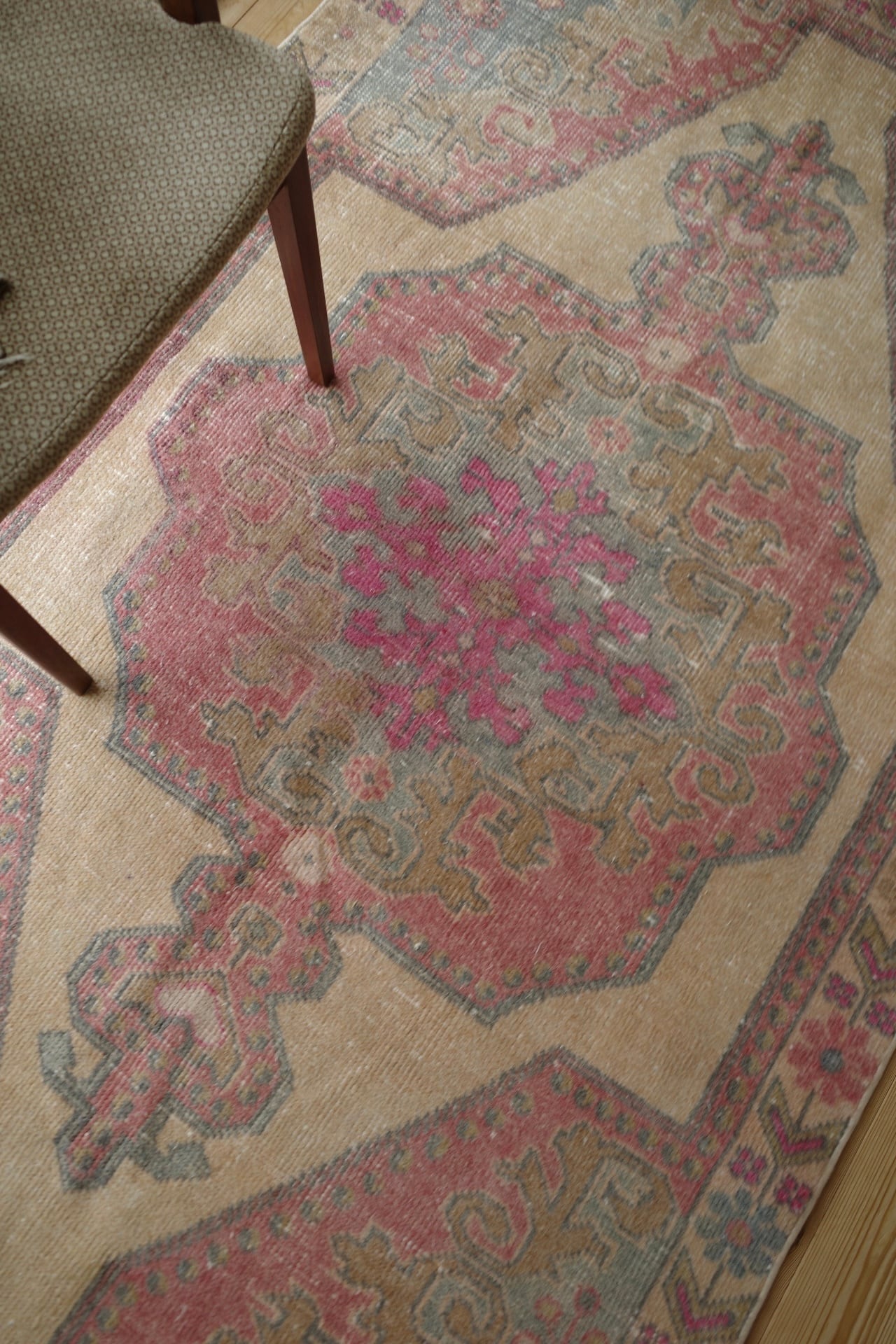Avanos vintage rug | Koreniwa vintagerug