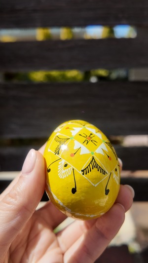 装飾用木製プィサンカ（イースターエッグ）with stand　コロミヤモデル