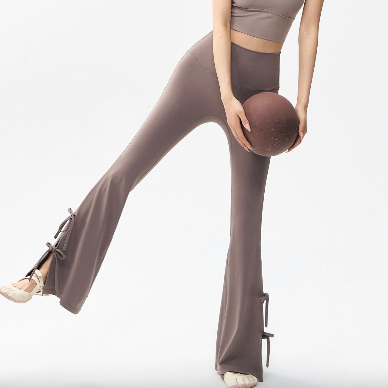 Tapered Pants with Ribbon Detail Slit BM0071