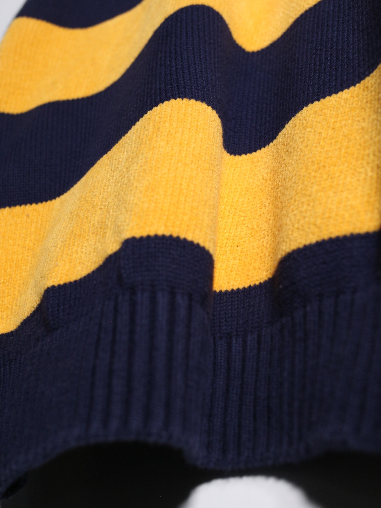 "TOMMY HILFIGER" navy × yellow good coloring border cotton knit - 15