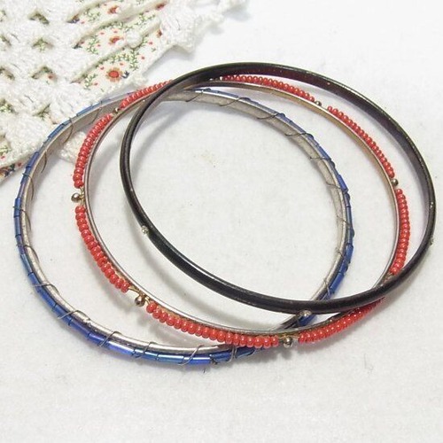 細いバングルブレスレット３個セット　アクセサリー卸値以下でセール　K1659BR