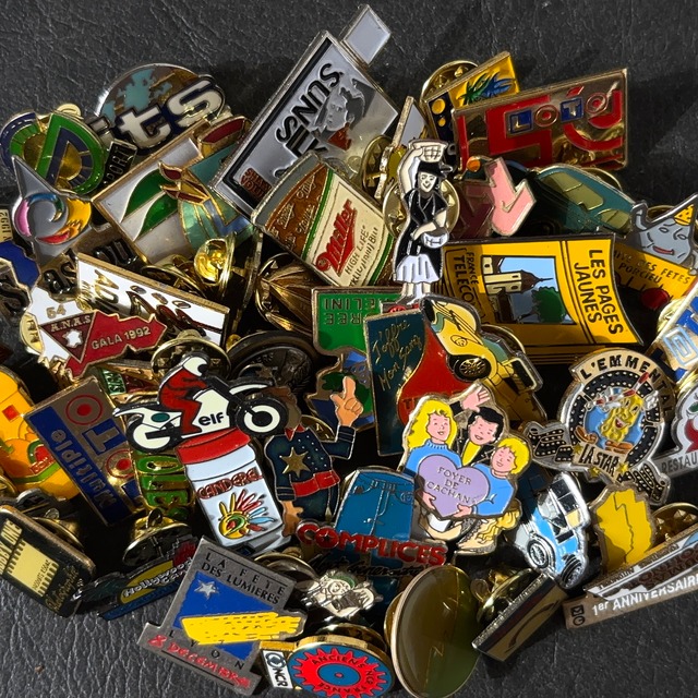 50個  フランス雑貨 ヴィンテージ  ピンバッジ ピンズ France pins  Pin badge vintage 古着 通販 リメイク ブローチ  アタッチメント付属 雑貨 2602011_2511007-5
