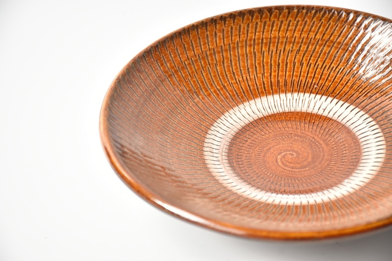 <Sold Out> 小鹿田焼 / 黒木昌伸窯 : 6寸皿 飴 とびかんな