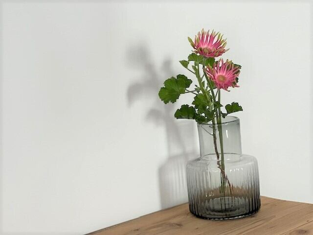 Horn Please | フラワーベース プロップ ワイド