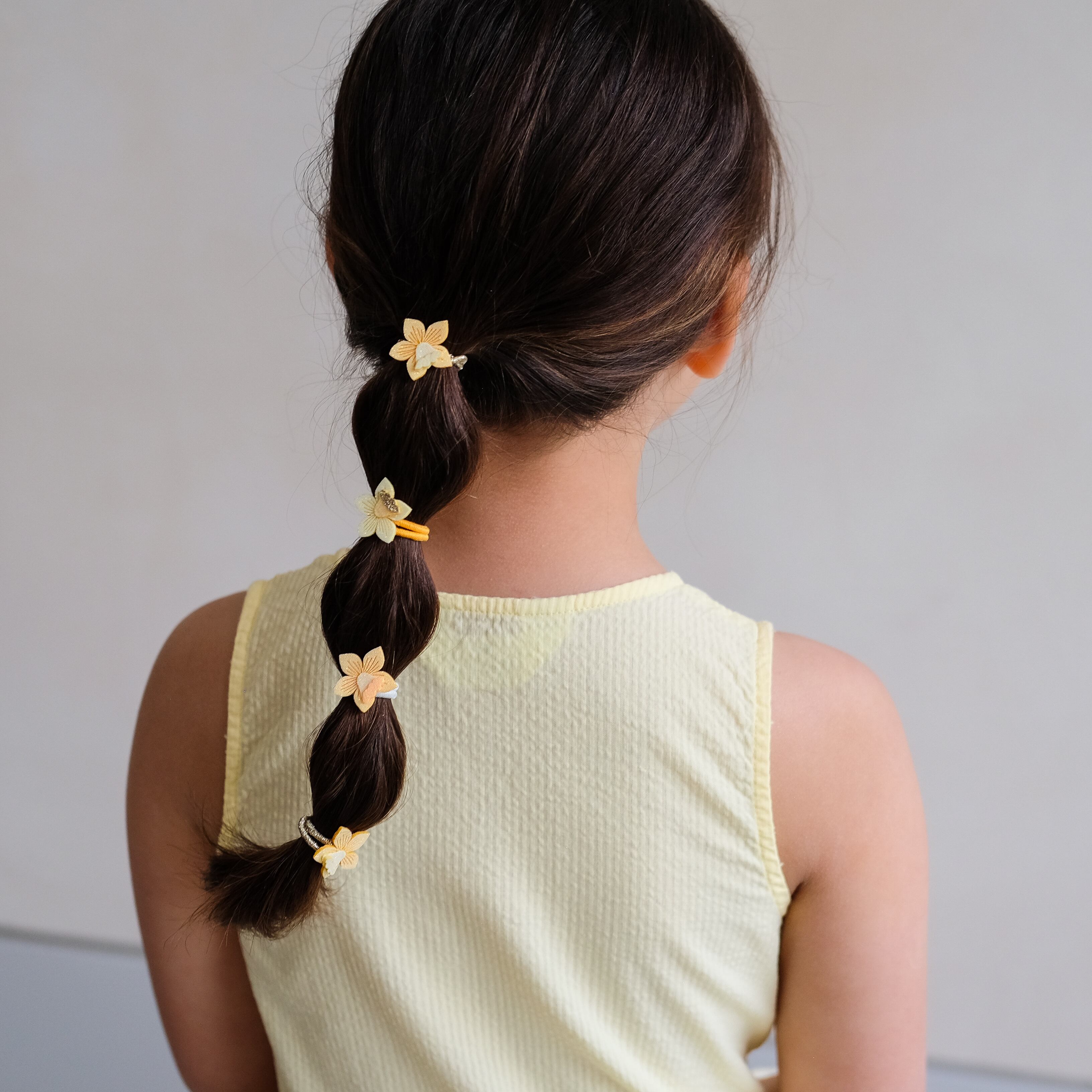 DAFFODIL MINI PONIES_182023 55