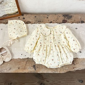 【BABY】フラワー柄ロンパース＆帽子