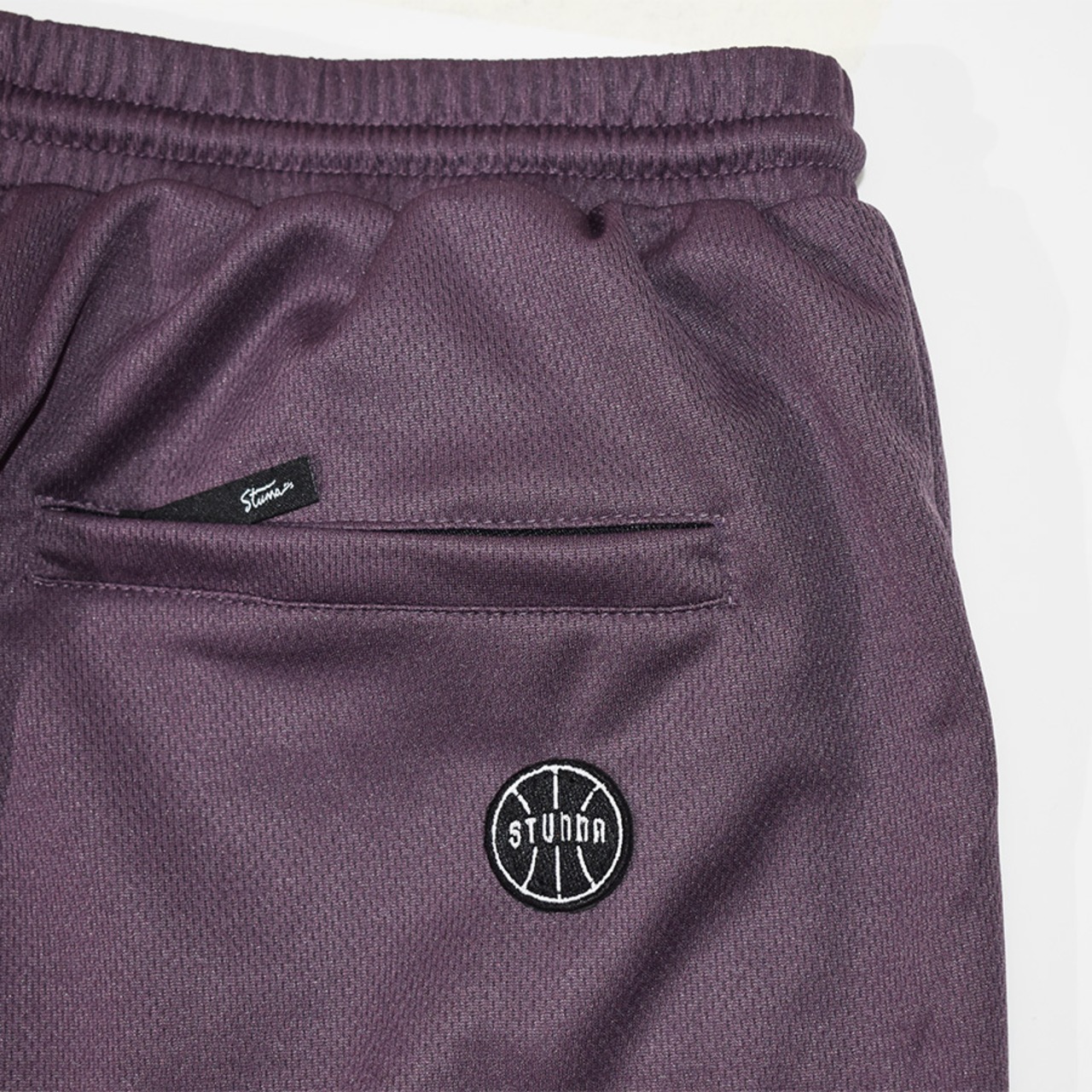 Standard mesh shorts : グレージュ