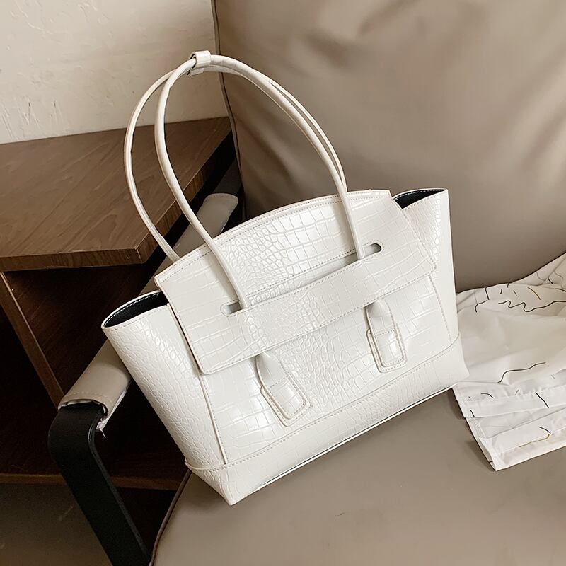 大容量バッグハンドバッグ2020夏の新しい流行のファッションワイルドインショルダーバッグネットレッドレトロハンドバッグ 手作りハンドバック3311849961