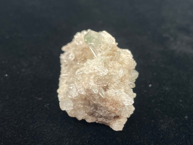 クラスター（ヒマラヤ水晶）