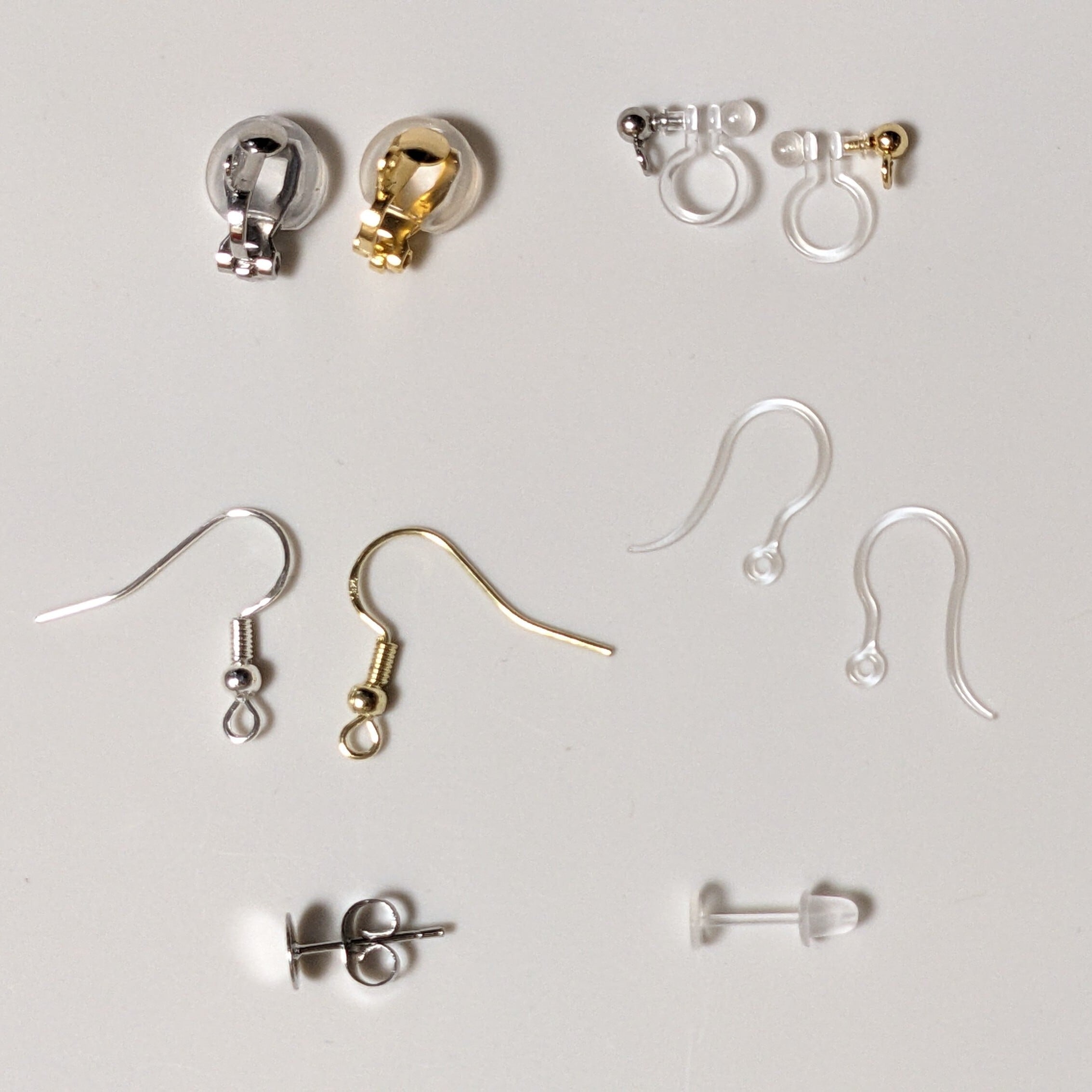 黒と金のソウタシエの耳飾り | slothtone