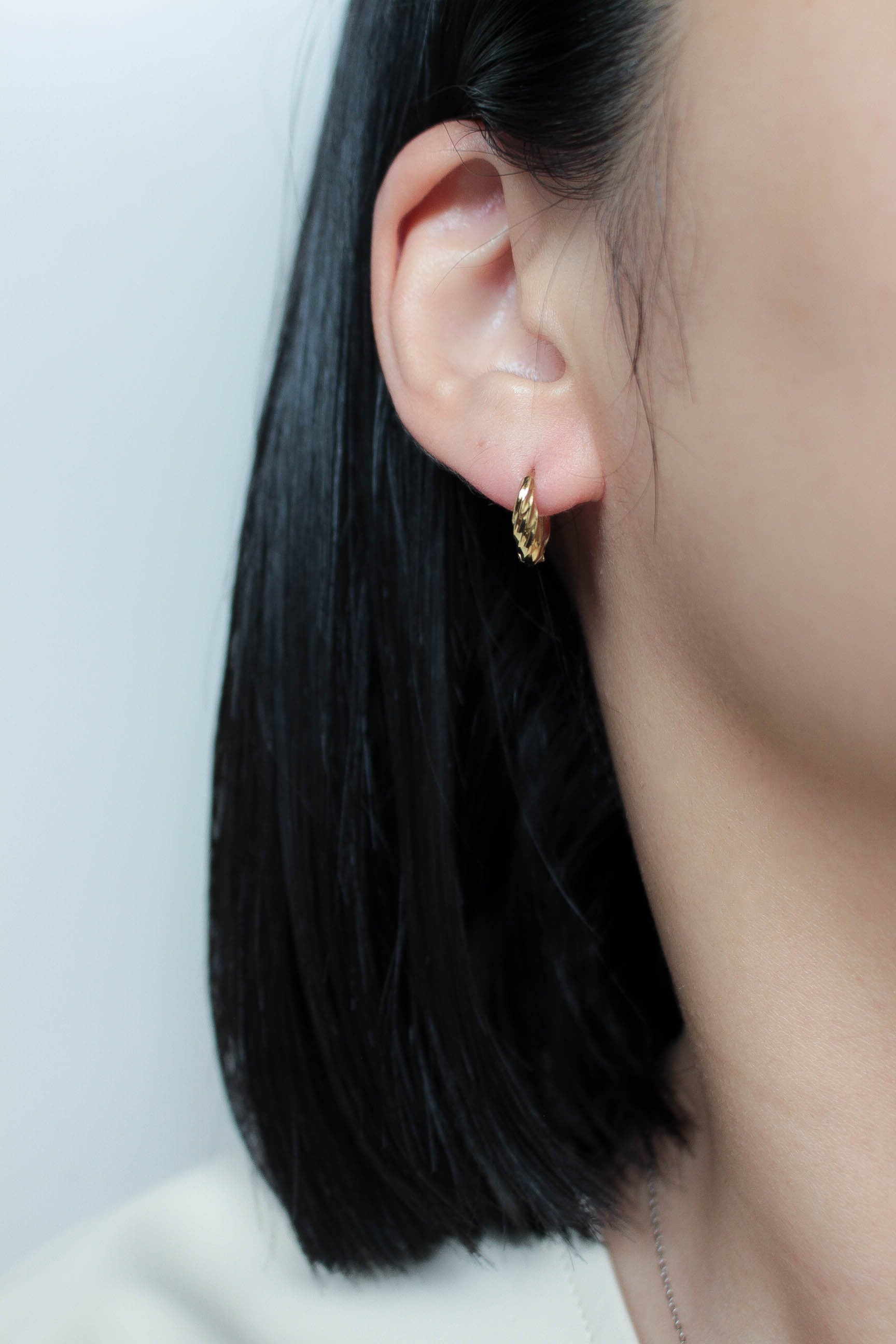 Drop Twist Hoop Pierce | ebine(エビネ)|金属アレルギー対応アクセサリー