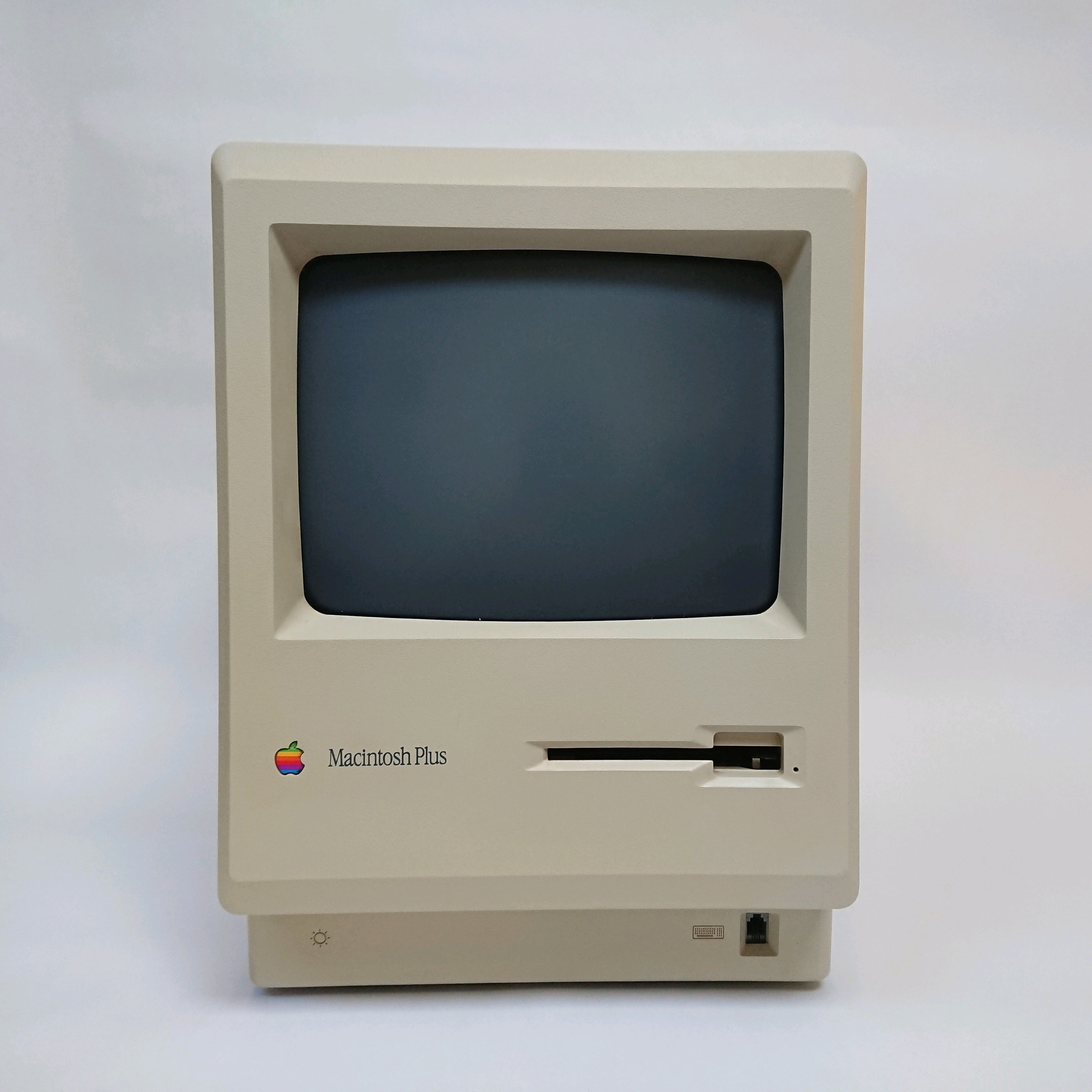 Apple computer Apple computer