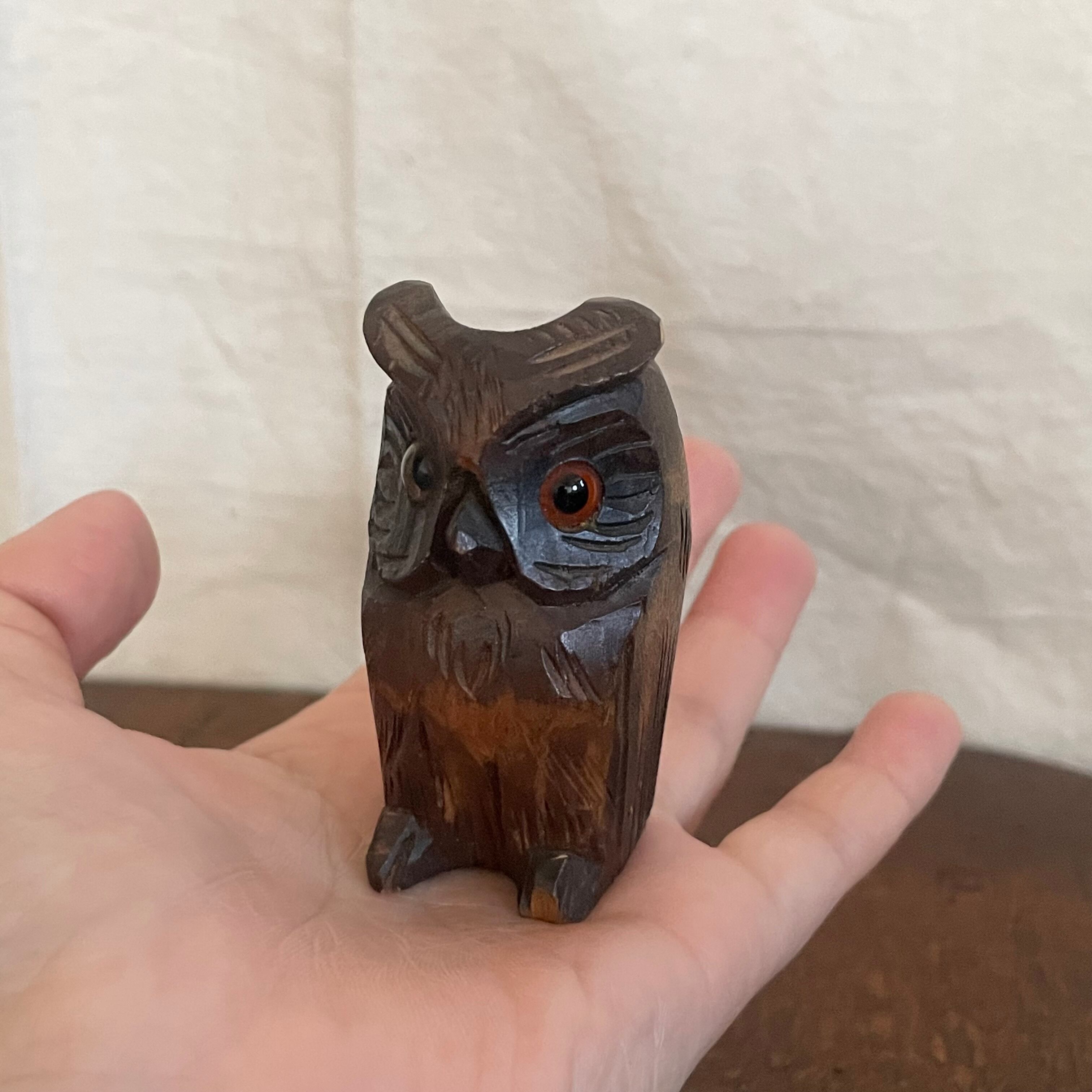 木彫りのフクロウ | tsuitachi craft&brocante