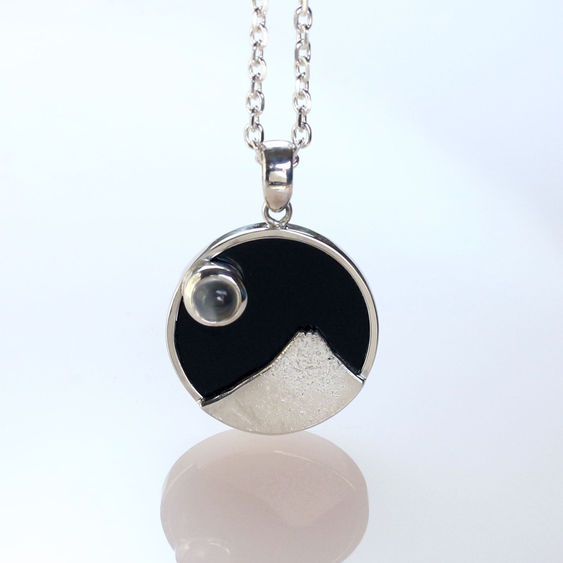 Pt900 ブルームーンストーンリング 0.68ct | Atelier Ozaki