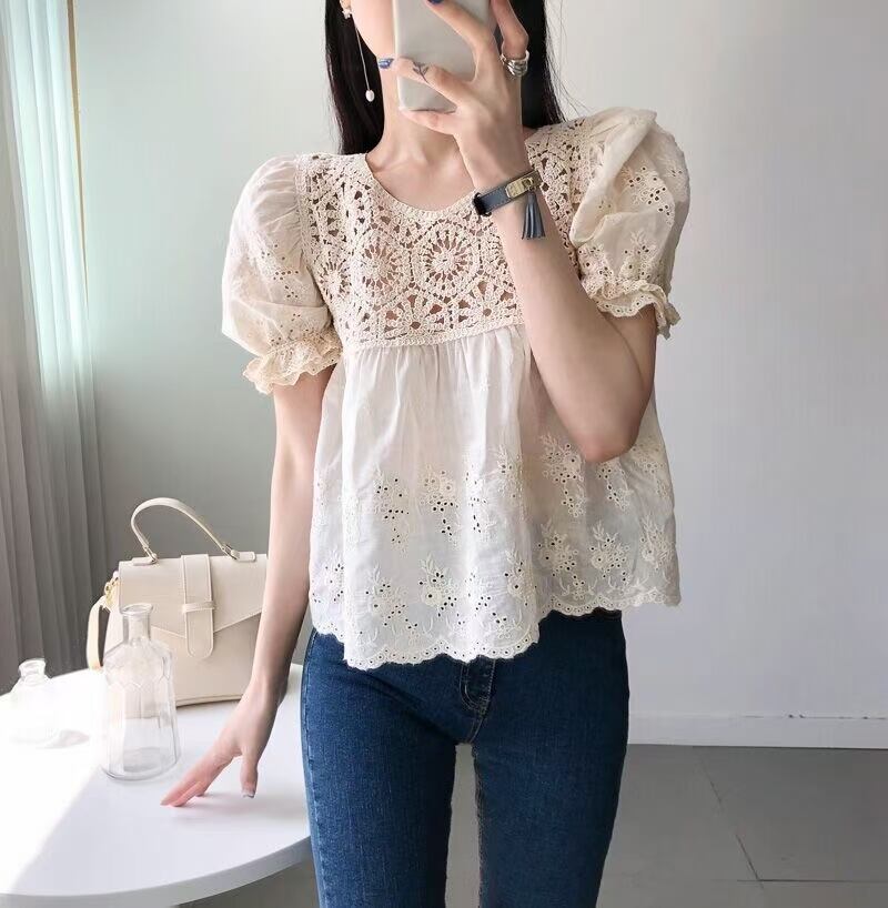 かぎ編み切り替えブラウス　AJ1079-945