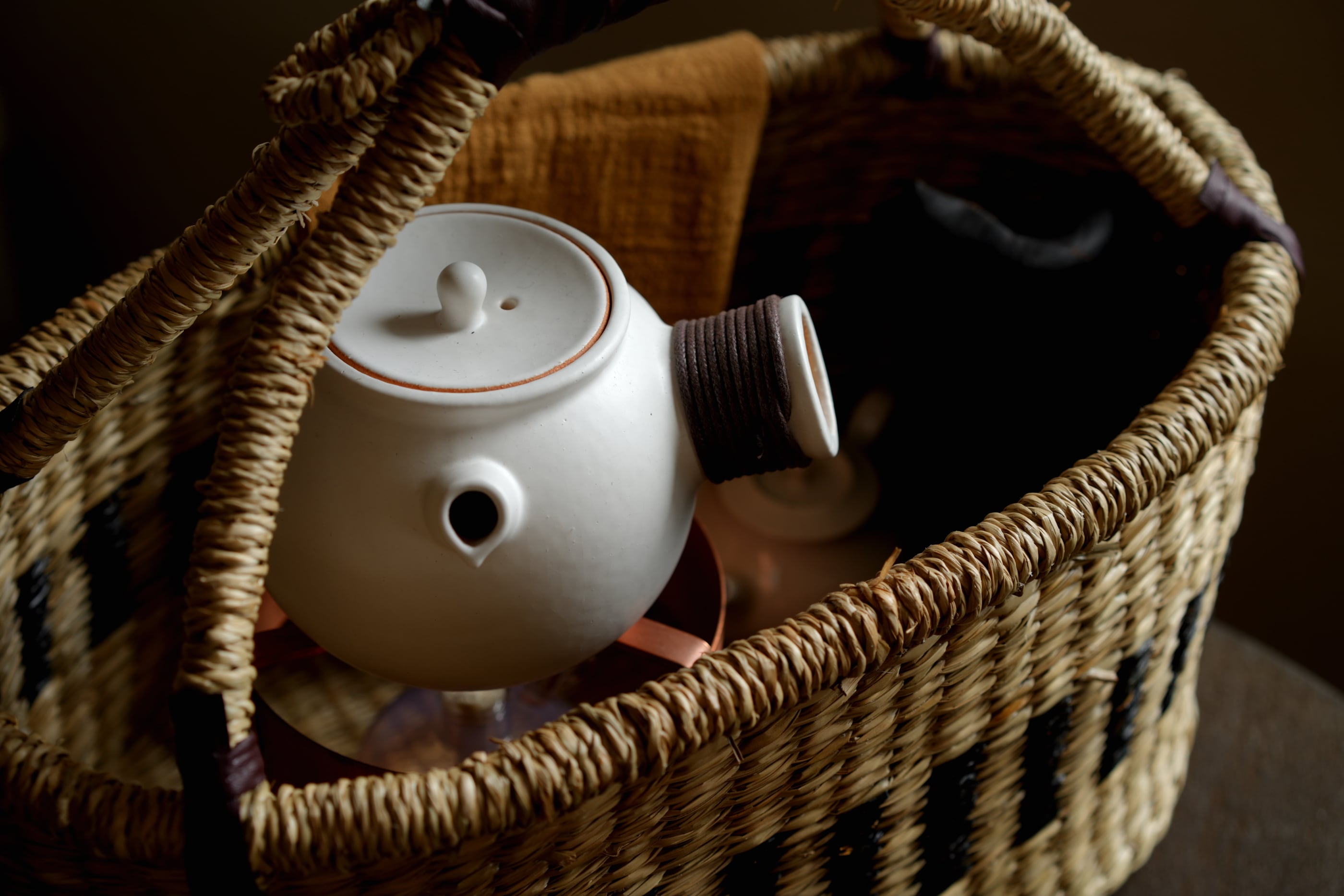 いちぶつ 】草編み野点茶籠（アルコールランプの風よけとしてもお使い