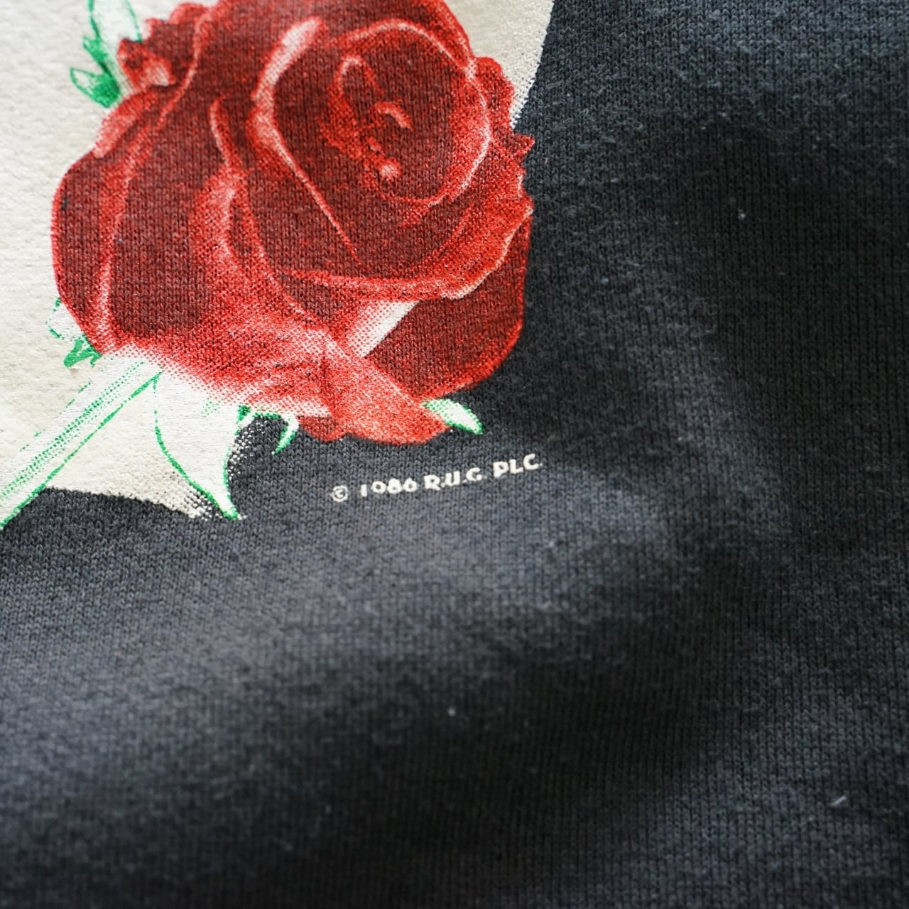 ヴィンテージ　スウェット　前面でかデザイン　バラ　花　袖ロゴ　古着　グレー NILWAY（ニルウェイ）の「24AWフロント 薔薇 刺繍スウェット