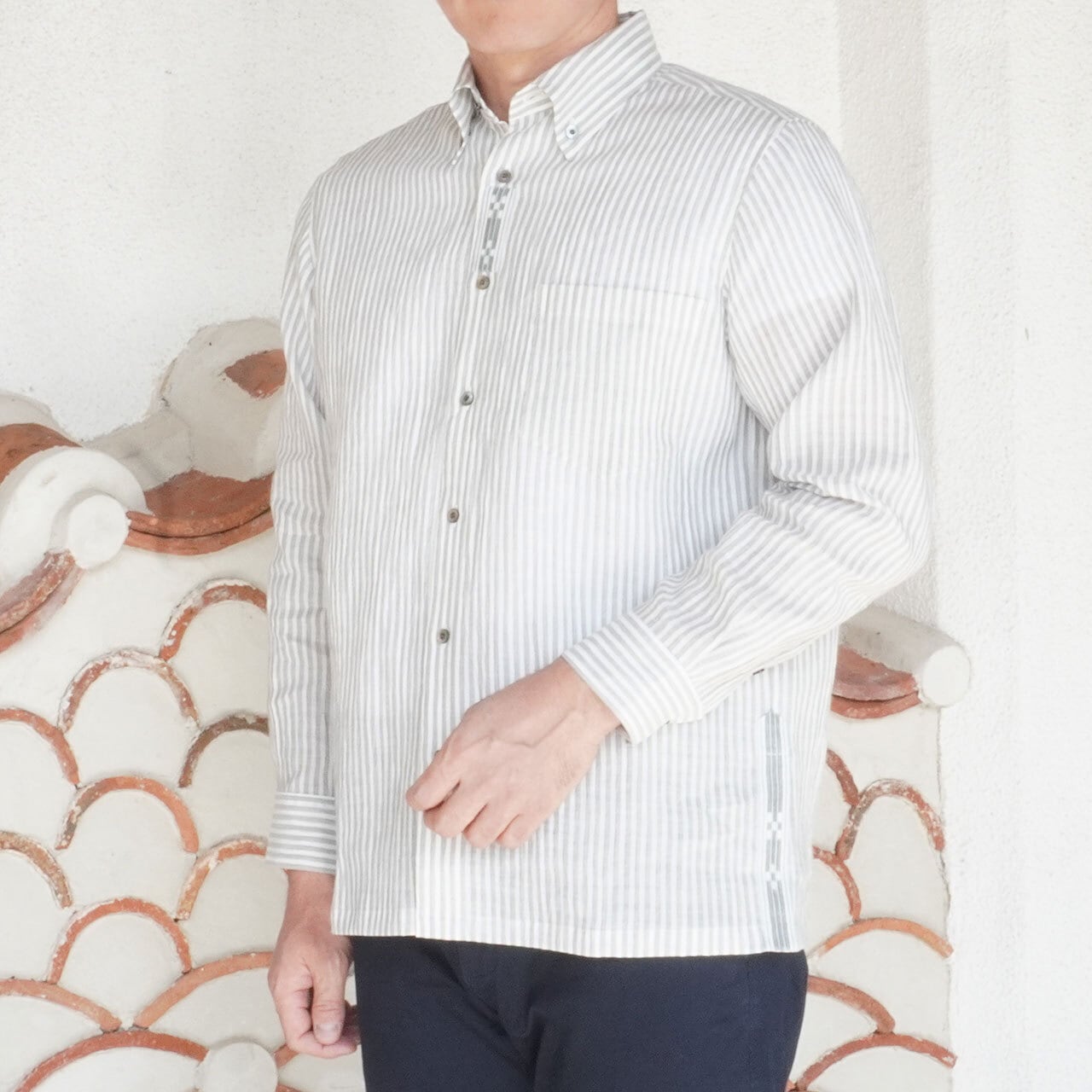美品❣メンズ かりゆしウエア あざみ屋 ミンサー織り シャツ 長袖 