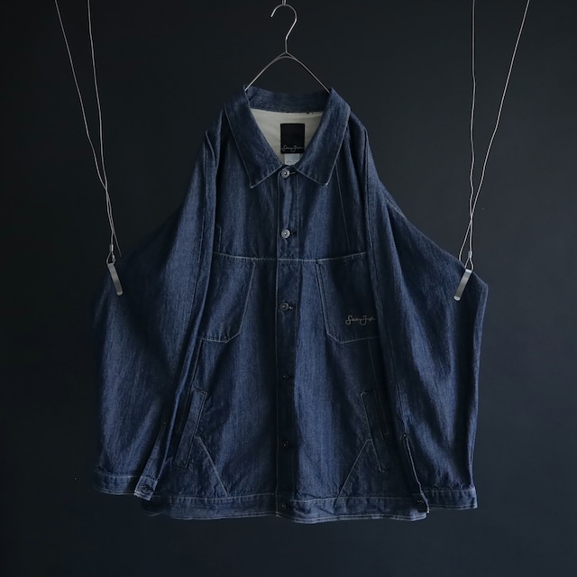 " SEAN JOHN " over silhouette stitch design light ounce denim jacket