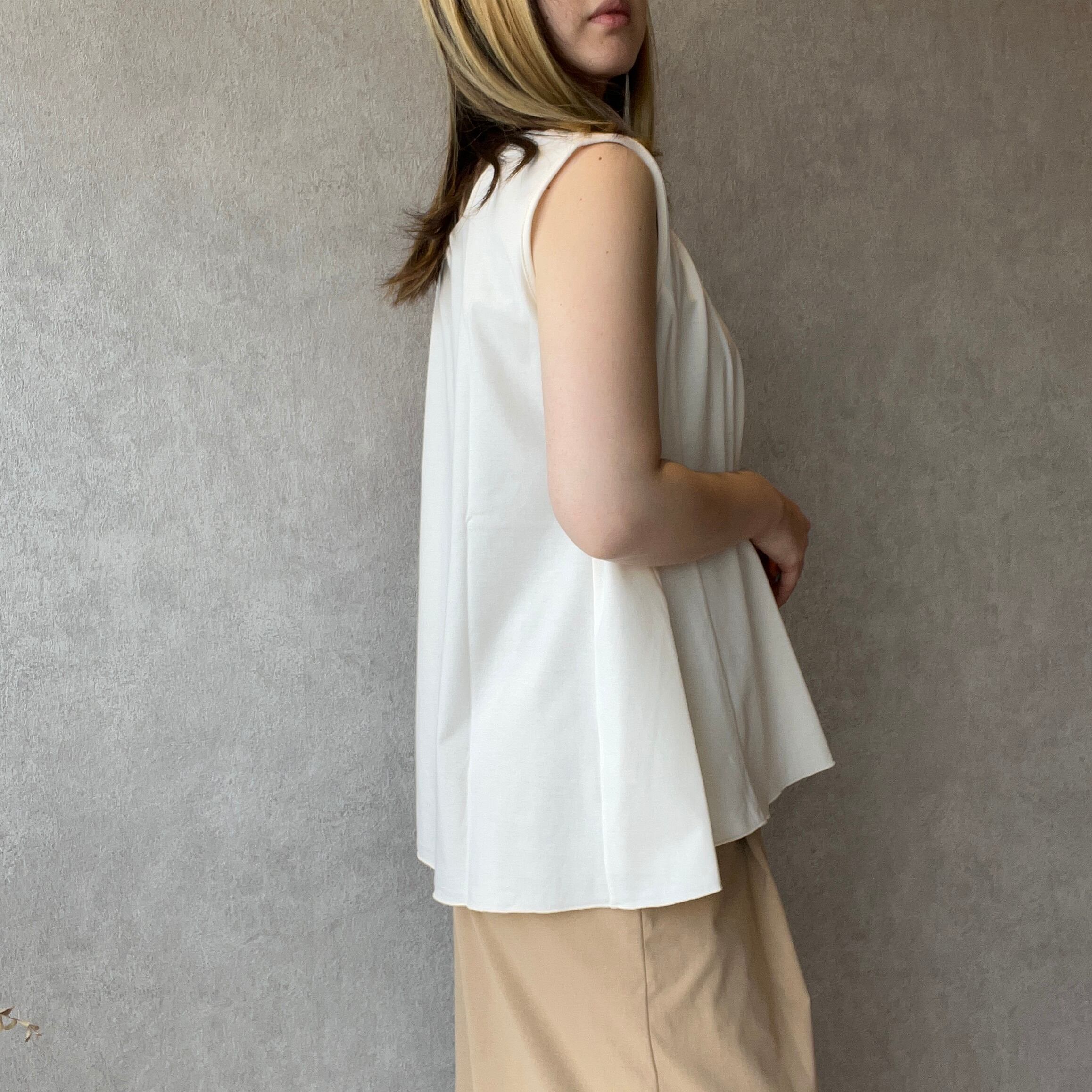 ayane スクエアネックフレアータンクトップ(N) | whispermusee 